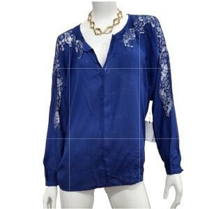 Velvet by Graham & Spencer Anthropologie Women’s Lace Detail Blouse Small NWT